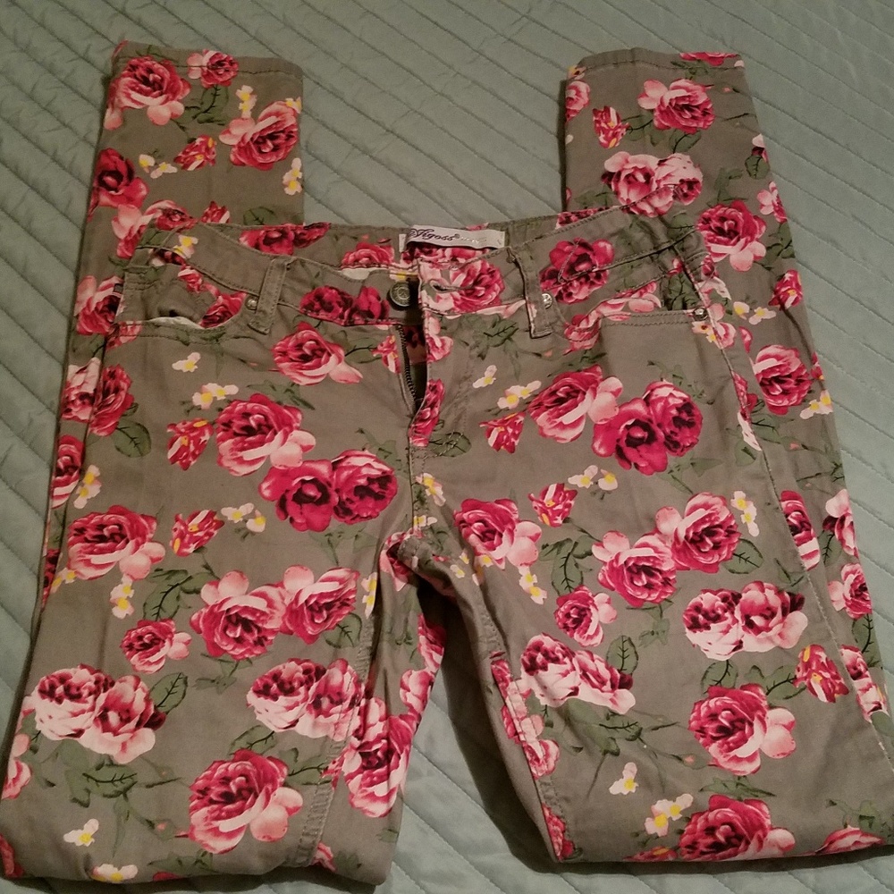 Vigoss girls flowed pants size 10/12